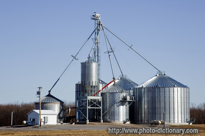grain storage facility - photo/picture definition - grain storage facility 